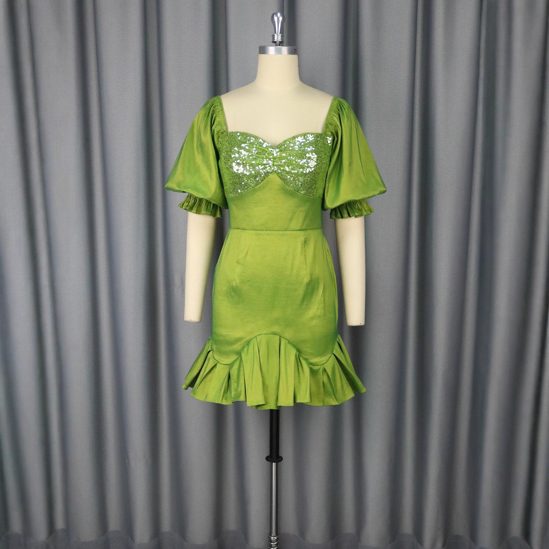Dress Sequin Stitching Ruffled Banquet Sheath
