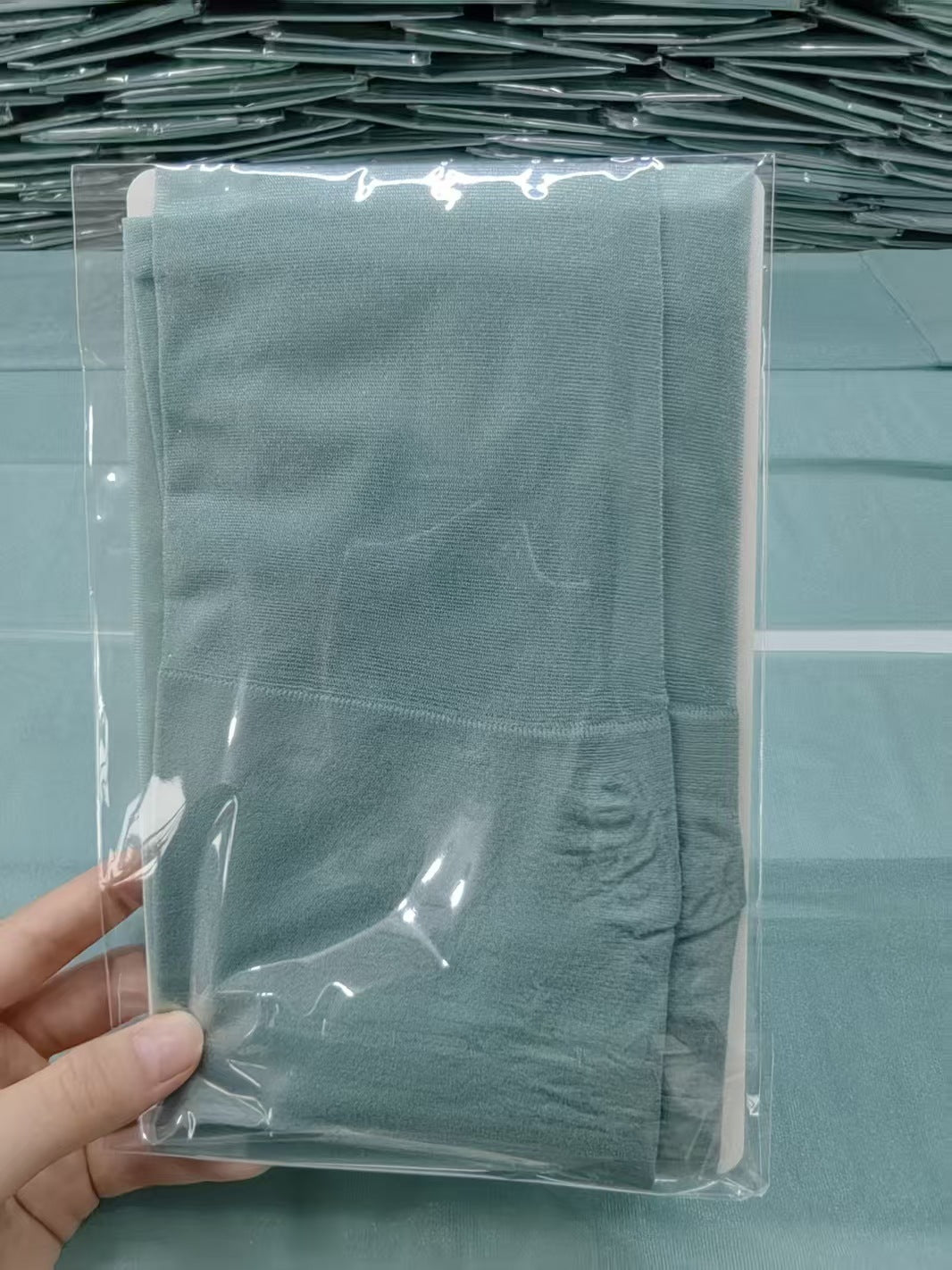 Ladies' Smooth High-Thigh Sheer Stockings