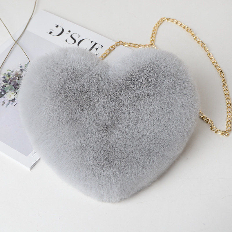 Heart-shaped bag shoulder chain bag