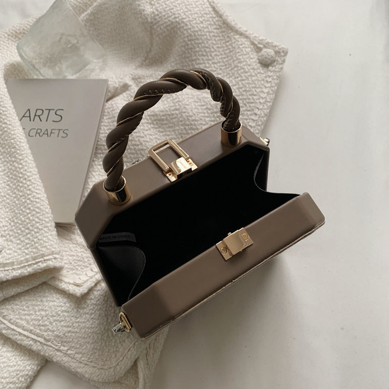 Simple Shoulder Bag