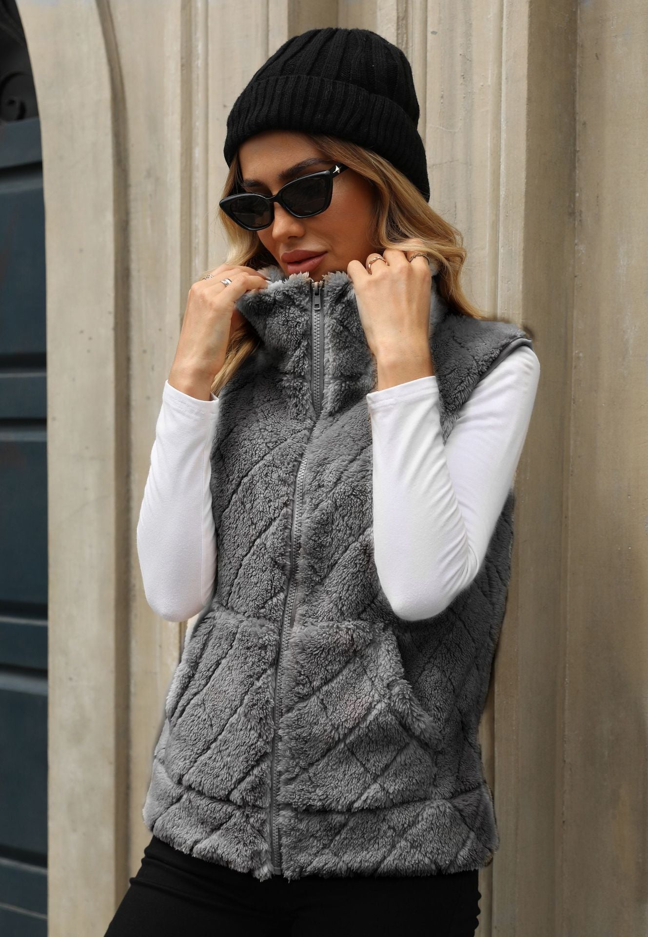 Women's Clothing Cardigan  Diamond Lattice Coat Plush Vest